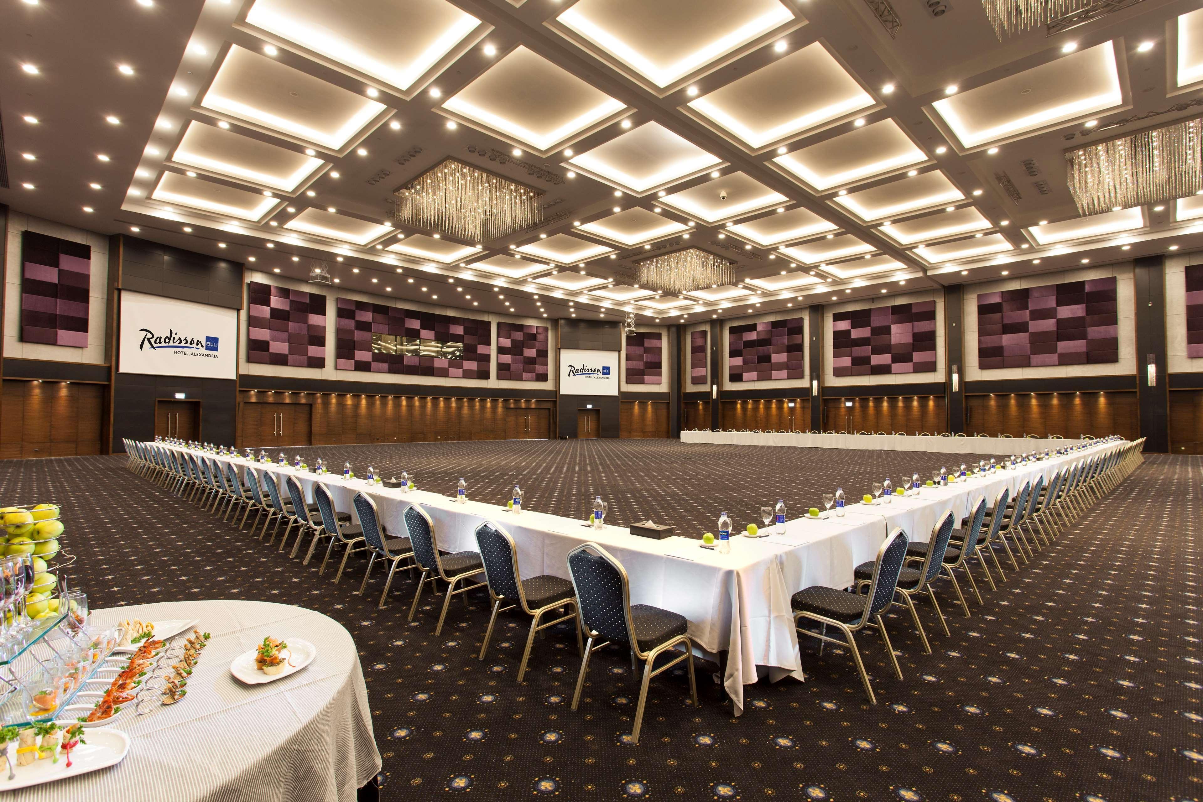 Hotel Radisson Blu & Convention Center,